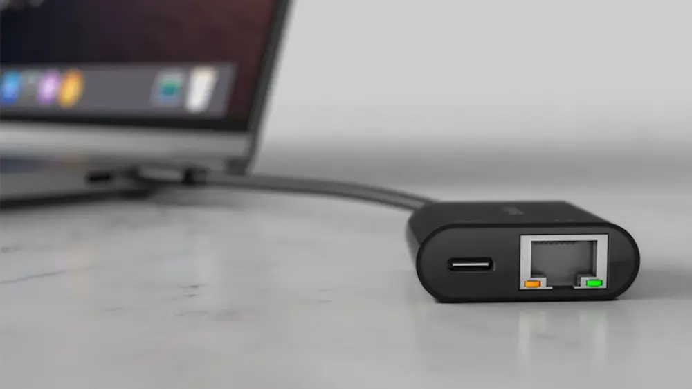 מתאם רשת USB-C ל-Ethernet - חיבור אחד שעושה הכל